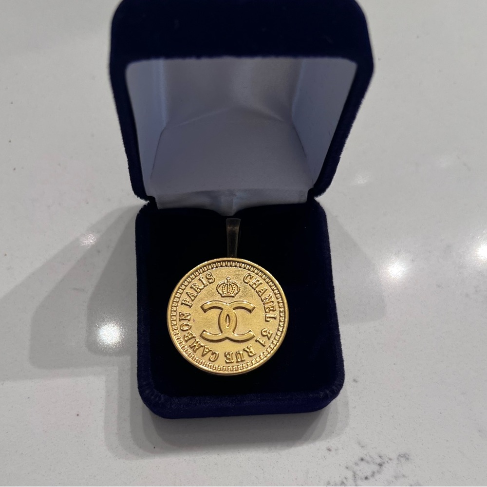 Chanel Pendant
